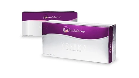 Clair 官網填充療程頁所示的白色與紫色 Juvéderm 產品盒。